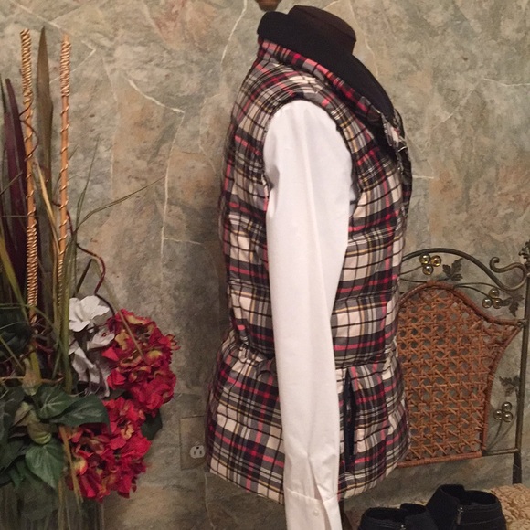 Eddie Bauer 🌹winter puffer vest coat - Picture 5 of 8